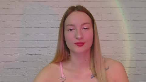 Snapshot of alice_sweet_01 chatting on 11-11-25, 03:34 Alice online show from 11-11-25, 03:34