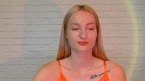Snapshot of alice_sweet_01 chatting on 06-13-26, 09:24 Alice online show from 06-13-26, 09:24