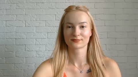 Snapshot of alice_sweet_01 chatting on 07-19-26, 11:03 Alice online show from 07-19-26, 11:03