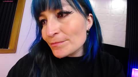 Alice online show from 02-12-25, 10:37