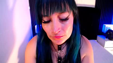 Alice online show from 02-06-26, 07:39