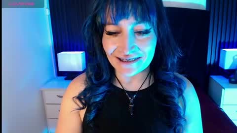Snapshot of alice_sweetmomma chatting on 07-10-26, 07:38 Alice online show from 07-10-26, 07:38