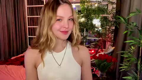 Alice  online show from 03-11-25, 09:04