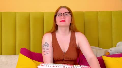 Snapshot of aliceallisons chatting on 09-20-25, 06:31 Alice online show from 09-20-25, 06:31