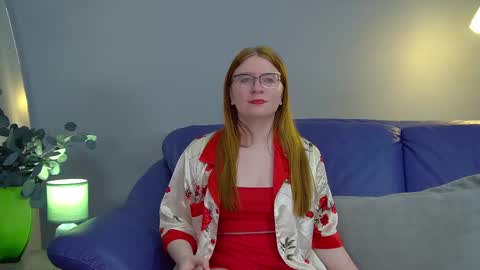 Snapshot of aliceallisons chatting on 09-25-25, 06:44 Alice online show from 09-25-25, 06:44