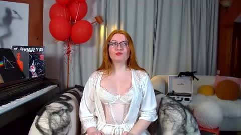 Snapshot of aliceallisons chatting on 10-24-25, 06:48 Alice online show from 10-24-25, 06:48