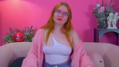 Snapshot of aliceallisons chatting on 12-13-25, 07:53 Alice online show from 12-13-25, 07:53