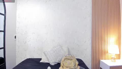 Snapshot of aliceandsia chatting on 07-11-26, 07:16 Alice and Asia online show from 07-11-26, 07:16