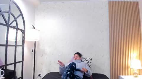 Snapshot of aliceandsia chatting on 07-26-26, 12:34 Alice and Asia online show from 07-26-26, 12:34