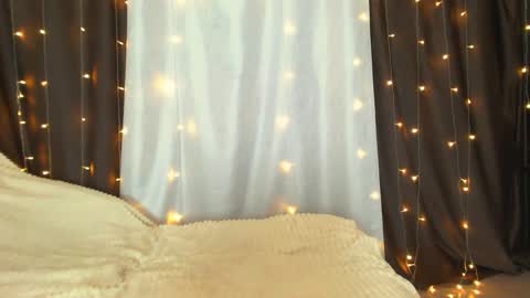 Alicebaileys22 online show from 12-23-24, 11:04