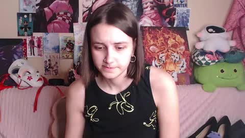 Snapshot of alicechio chatting on 11-07-25, 04:45 alice online show from 11-07-25, 04:45