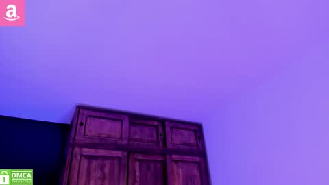 Aliceee  ..   97YP9VWGZHrefnav wishlist lists 1 online show from 11-04-25, 10:03