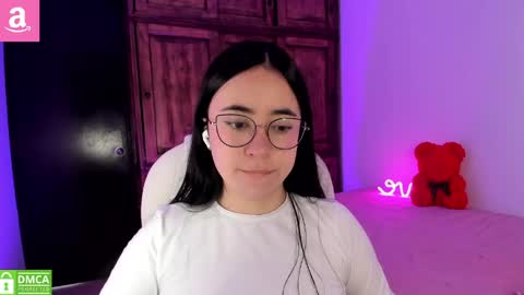 Aliceee  ..   97YP9VWGZHrefnav wishlist lists 1 online show from 04-15-26, 07:32