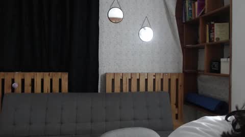 alicee_logan_ online show from 02-20-25, 01:57