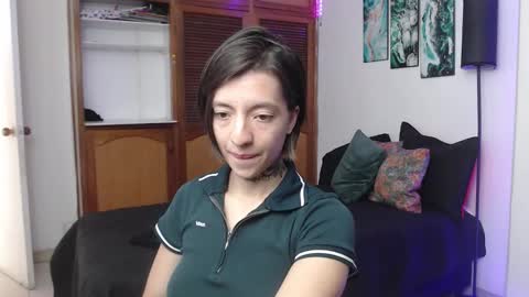 alicee_logan_ online show from 11-28-25, 08:22