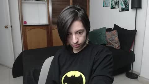 alicee_logan_ online show from 12-04-25, 02:10