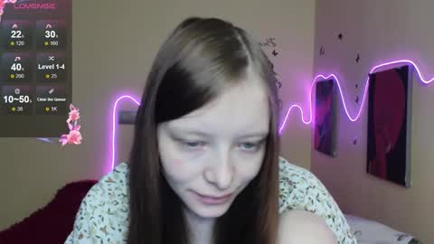 Snapshot of alicehariss chatting on 11-02-25, 03:20 Alie online show from 11-02-25, 03:20