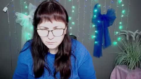 AliceInks online show from 11-23-25, 07:19