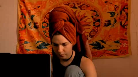 Alice online show from 05-30-26, 05:15