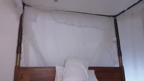 Alice  vacation  online show from 03-26-26, 12:11