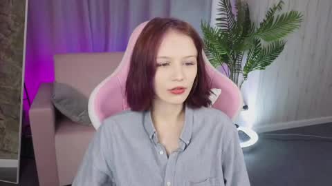 Snapshot of alicekruze chatting on 06-01-26, 01:18 alicekruze online show from 06-01-26, 01:18