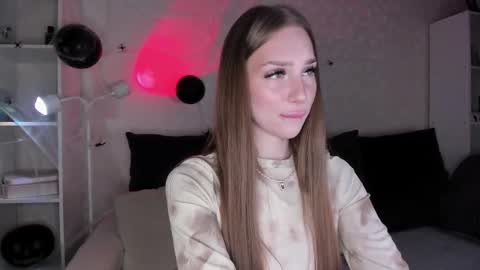 Snapshot of alicelababy_ chatting on 11-02-25, 04:15 Alice online show from 11-02-25, 04:15