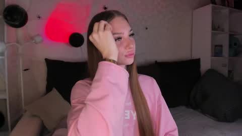 Snapshot of alicelababy_ chatting on 11-03-25, 03:41 Alice online show from 11-03-25, 03:41