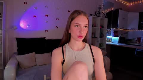 Snapshot of alicelababy_ chatting on 01-10-26, 07:21 Alice online show from 01-10-26, 07:21