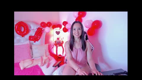 Snapshot of alicelamore chatting on 02-06-25, 12:26 Alice 3 online show from 02-06-25, 12:26