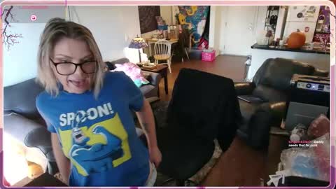 Alice Liddell online show from 11-25-25, 08:31