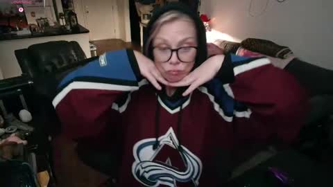Snapshot of aliceliddell710 chatting on 05-21-26, 04:30 Alice Liddell online show from 05-21-26, 04:30