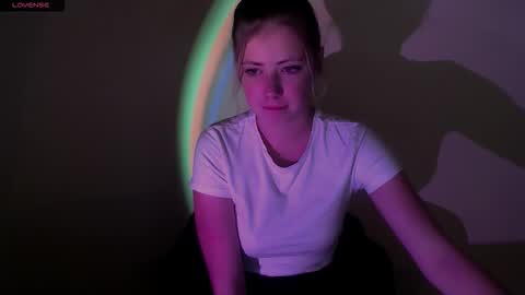 Alice online show from 09-26-25, 06:50