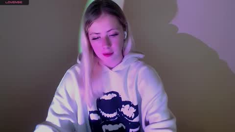 Alice online show from 09-29-25, 12:43