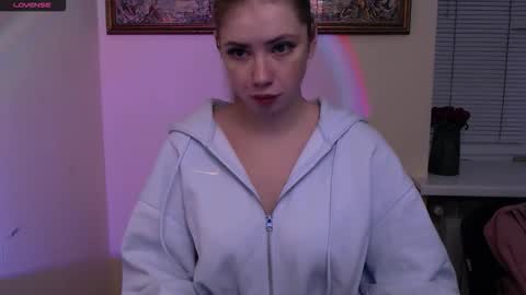 Alice online show from 11-05-25, 08:03