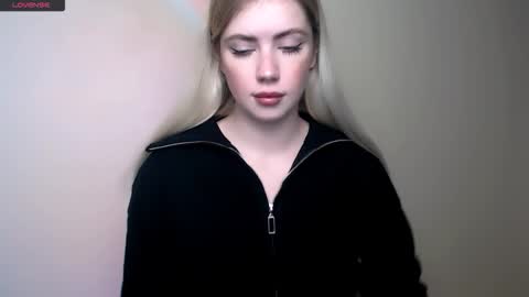 Alice online show from 12-02-25, 02:34