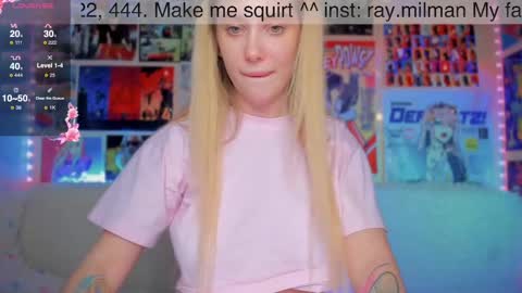 Snapshot of alicemilman chatting on 02-08-25, 12:28 Alice  online show from 02-08-25, 12:28