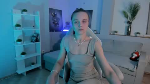 Alice online show from 11-26-25, 03:18