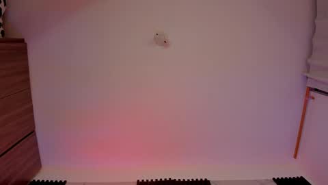 Snapshot of alicepoixxxon chatting on 04-26-26, 05:05 ALICE online show from 04-26-26, 05:05