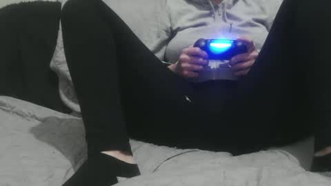 Alice online show from 12-19-24, 02:35