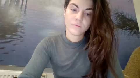 Snapshot of alicetailorrr chatting on 11-18-25, 11:25 AliceTailorrr online show from 11-18-25, 11:25