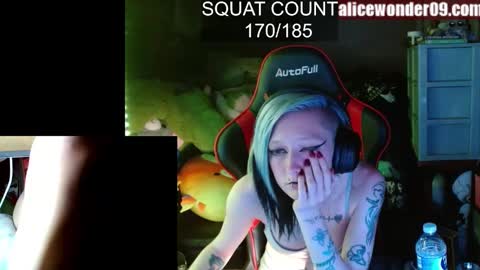 Snapshot of alicewonder52 chatting on 03-07-25, 03:40 Alice online show from 03-07-25, 03:40