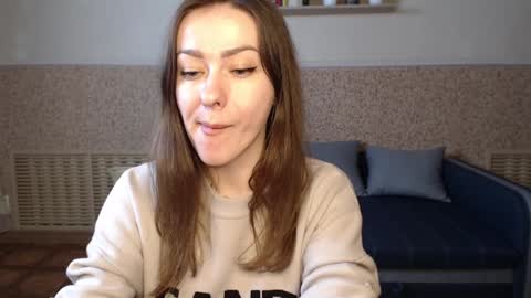 Snapshot of alicewonderful22 chatting on 12-19-24, 11:50 Alice online show from 12-19-24, 11:50