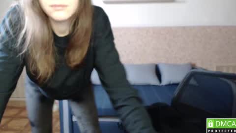 Snapshot of alicewonderful22 chatting on 01-03-25, 12:30 Alice online show from 01-03-25, 12:30