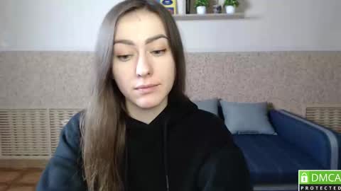 Snapshot of alicewonderful22 chatting on 02-04-25, 12:44 Alice online show from 02-04-25, 12:44