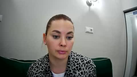 AlicexFresh online show from 11-21-25, 11:42