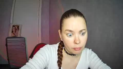 Snapshot of alicexfresh chatting on 05-25-26, 05:57 AlicexFresh online show from 05-25-26, 05:57
