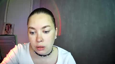 Snapshot of alicexfresh chatting on 05-31-26, 05:48 AlicexFresh online show from 05-31-26, 05:48