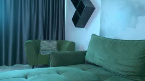 Snapshot of alicexsquirt chatting on 06-13-26, 05:05 Alice online show from 06-13-26, 05:05
