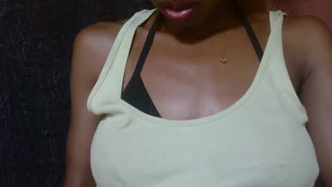 alicia253177 online show from 02-19-25, 12:11