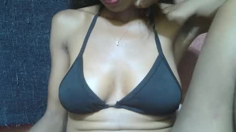 alicia253177 online show from 03-11-25, 11:33